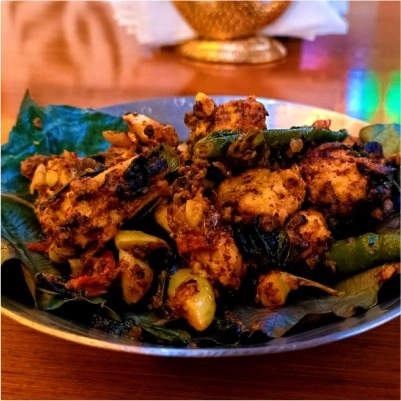 Chicken Patra Poda